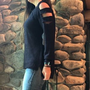 RD Style large black sweater